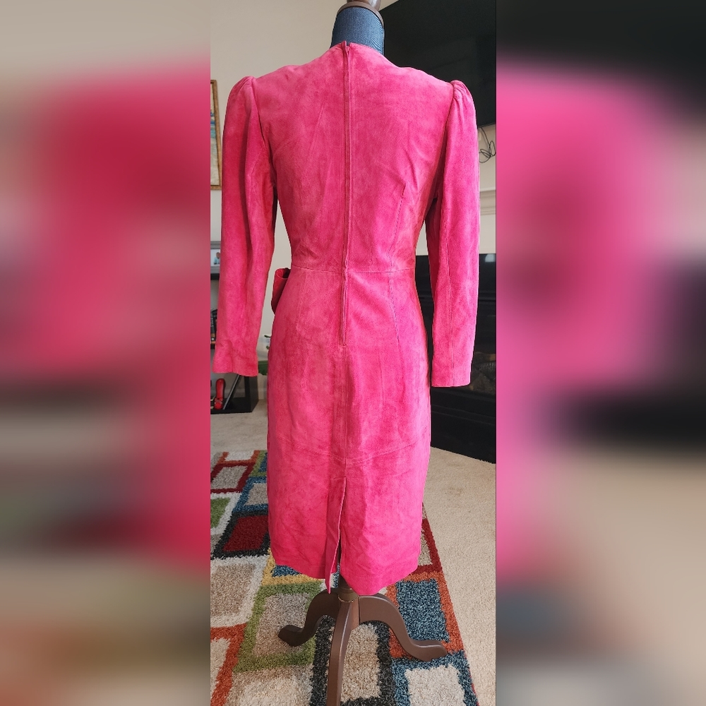 Vintage Caroylne Barton Suede Pig Skin Long Sleeve leather Dress in Pink Size 6